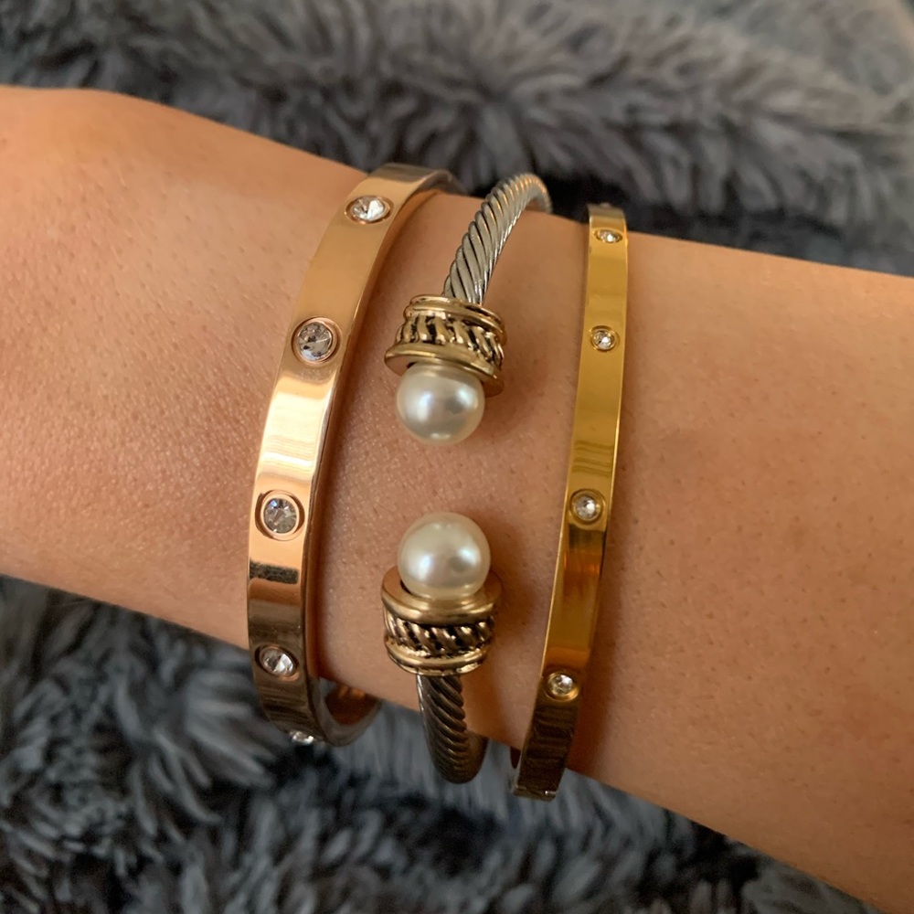 Bracelet Set